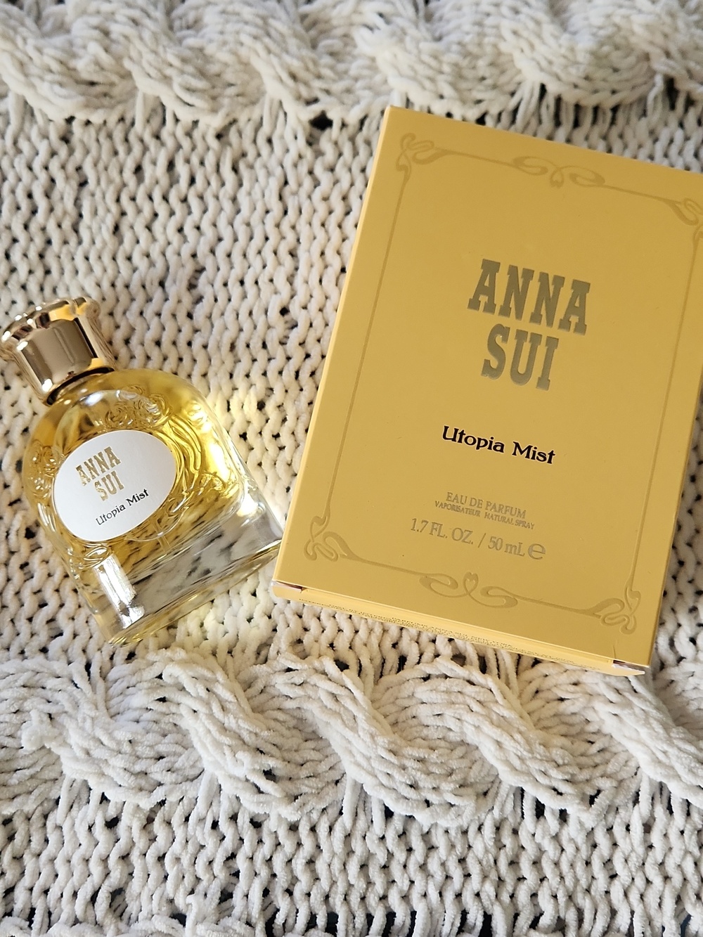 Anna Sui Utopia Mist 1.7 Fl Oz
